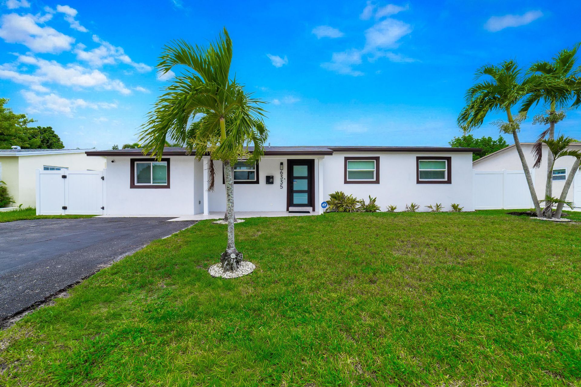 6335 Southgate Boulevard, Margate, FL 33068 Photo