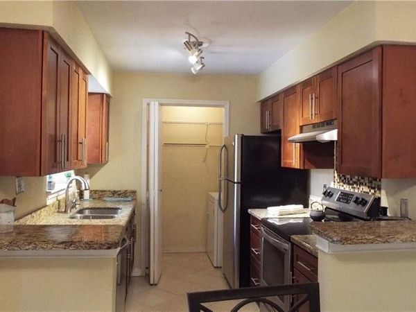 833 RIVERSIDE Drive, Unit 824, Coral Springs, FL 33071