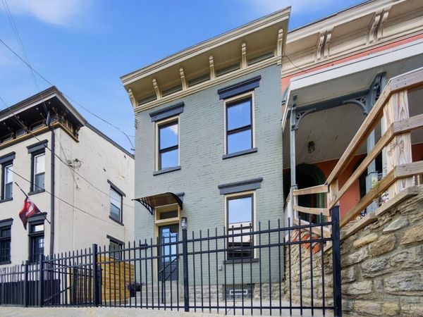 1707 Highland Avenue, Cincinnati, OH 45202