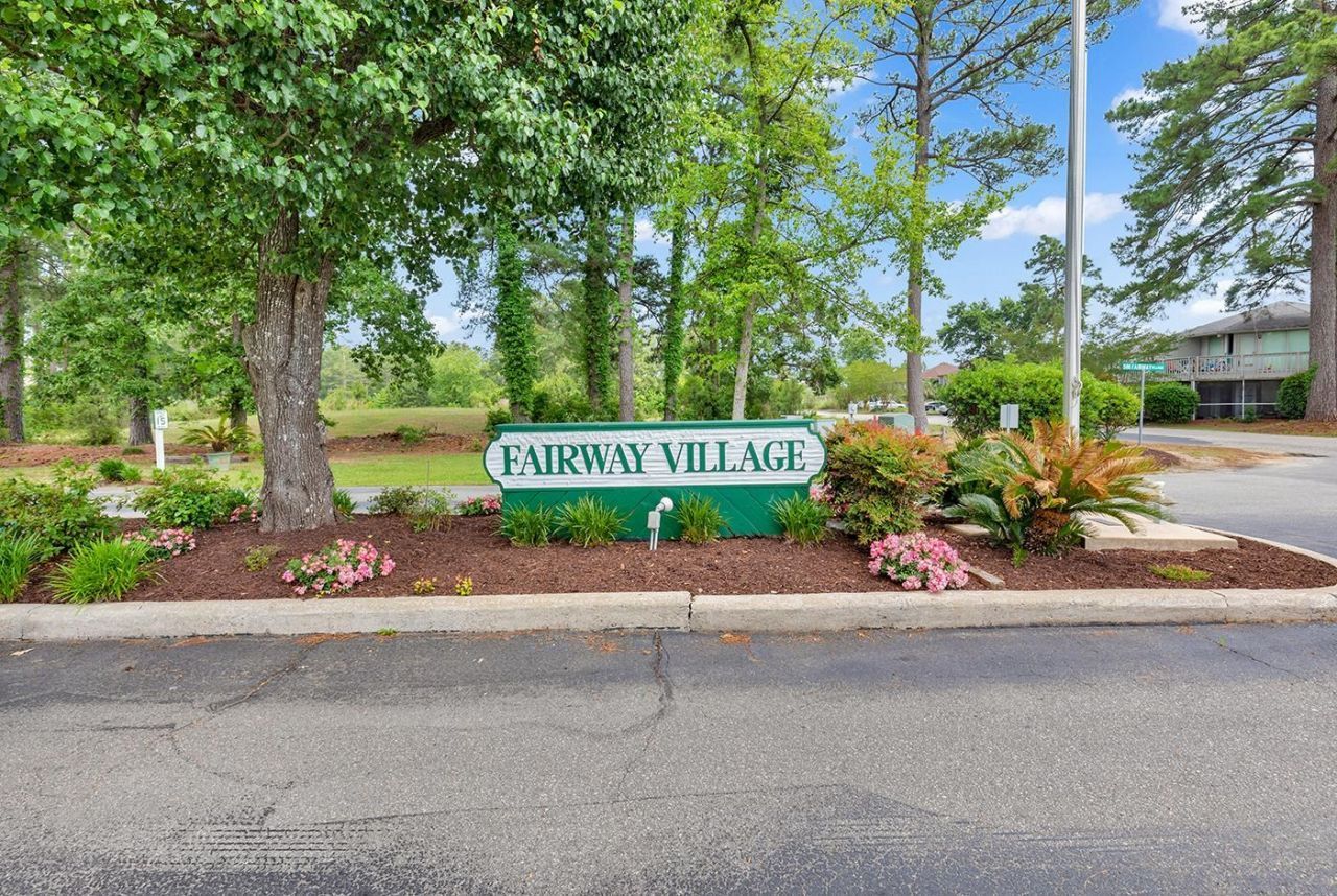500 Fairway Village Dr. Photo 30
