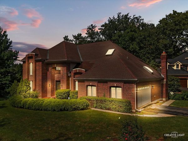 615 E BAILEY Road, Naperville, IL 60565