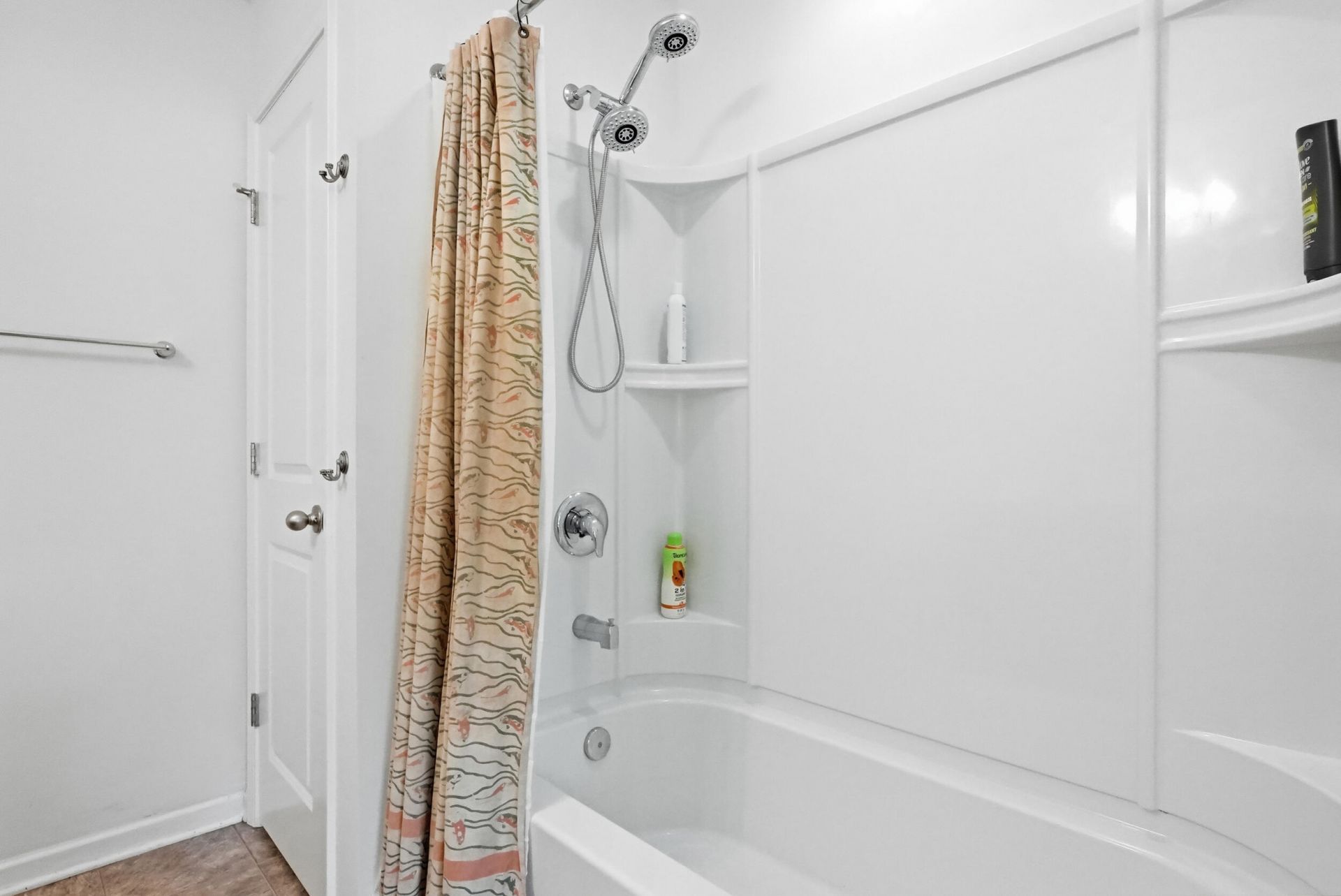 7891 Champion Way Photo 22