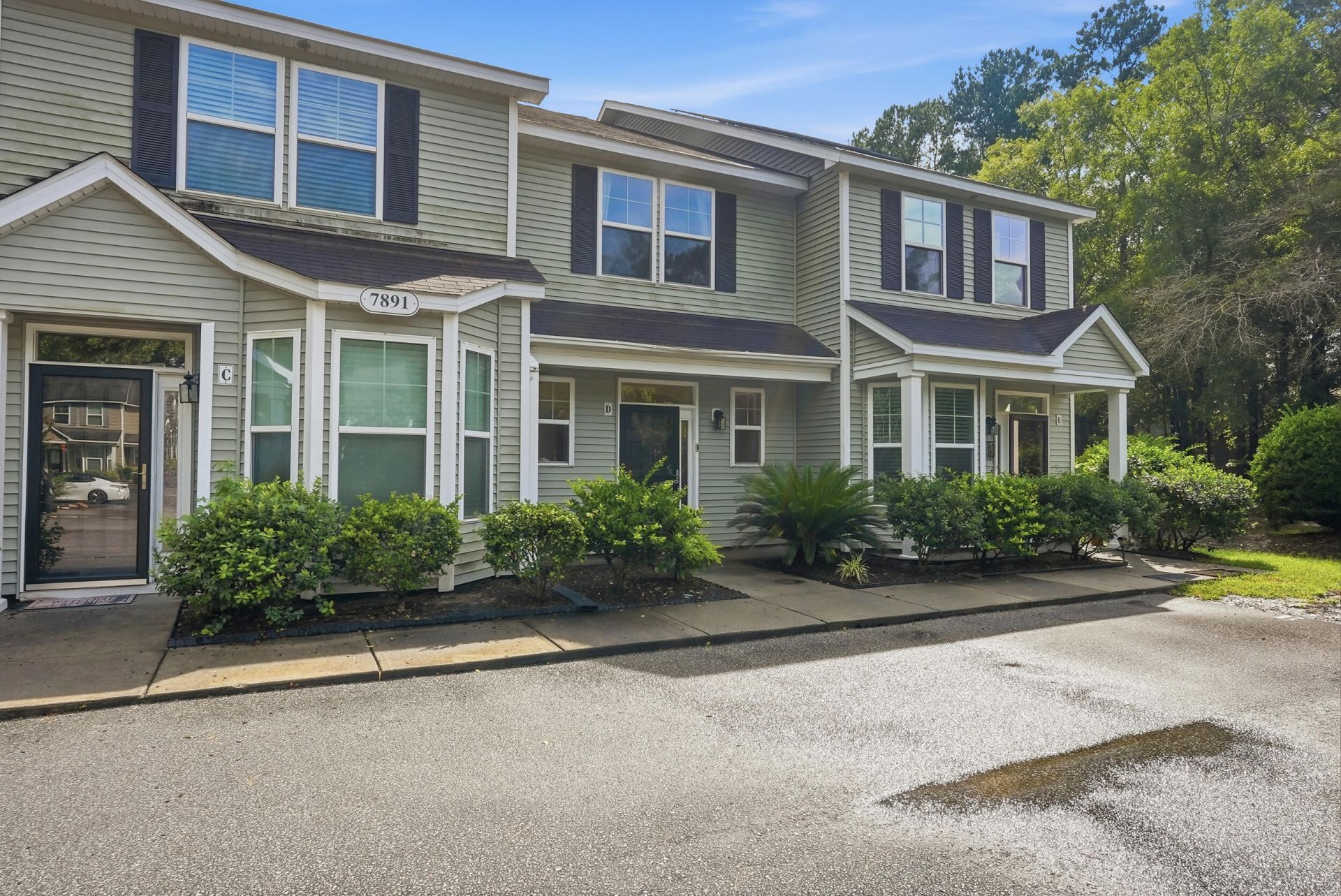 7891 Champion Way Photo 33