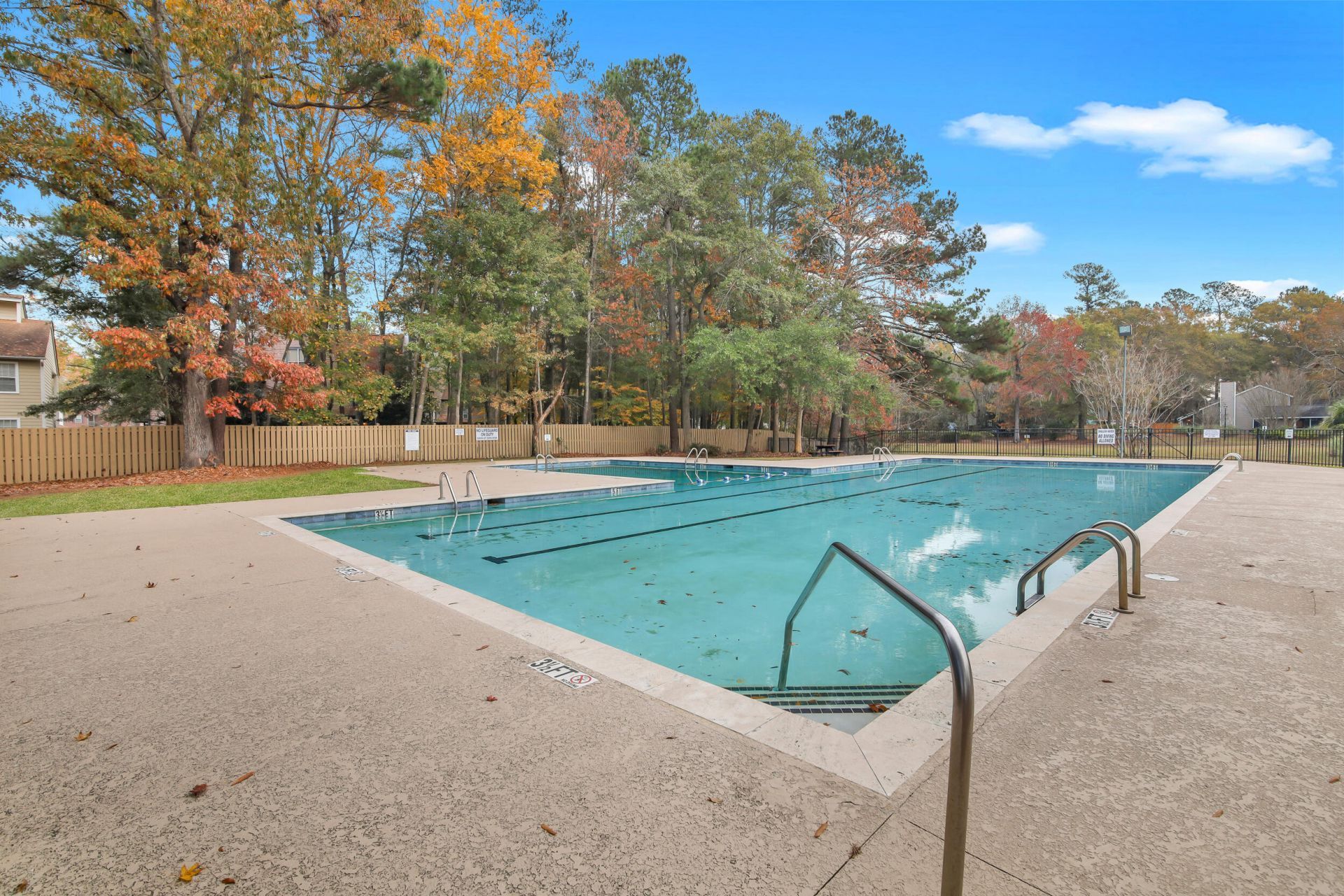 7891 Champion Way Photo 40