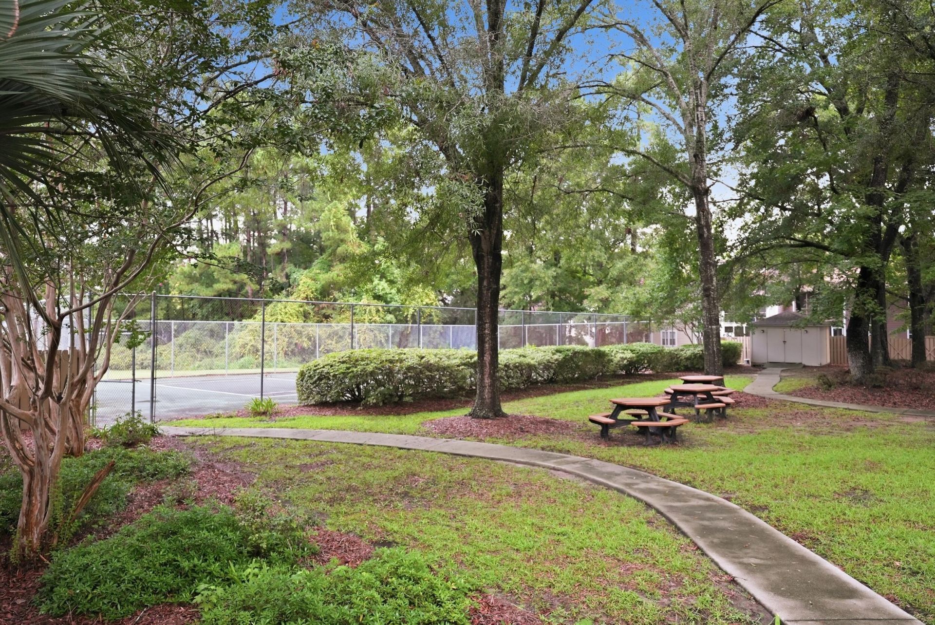 7891 Champion Way Photo 43