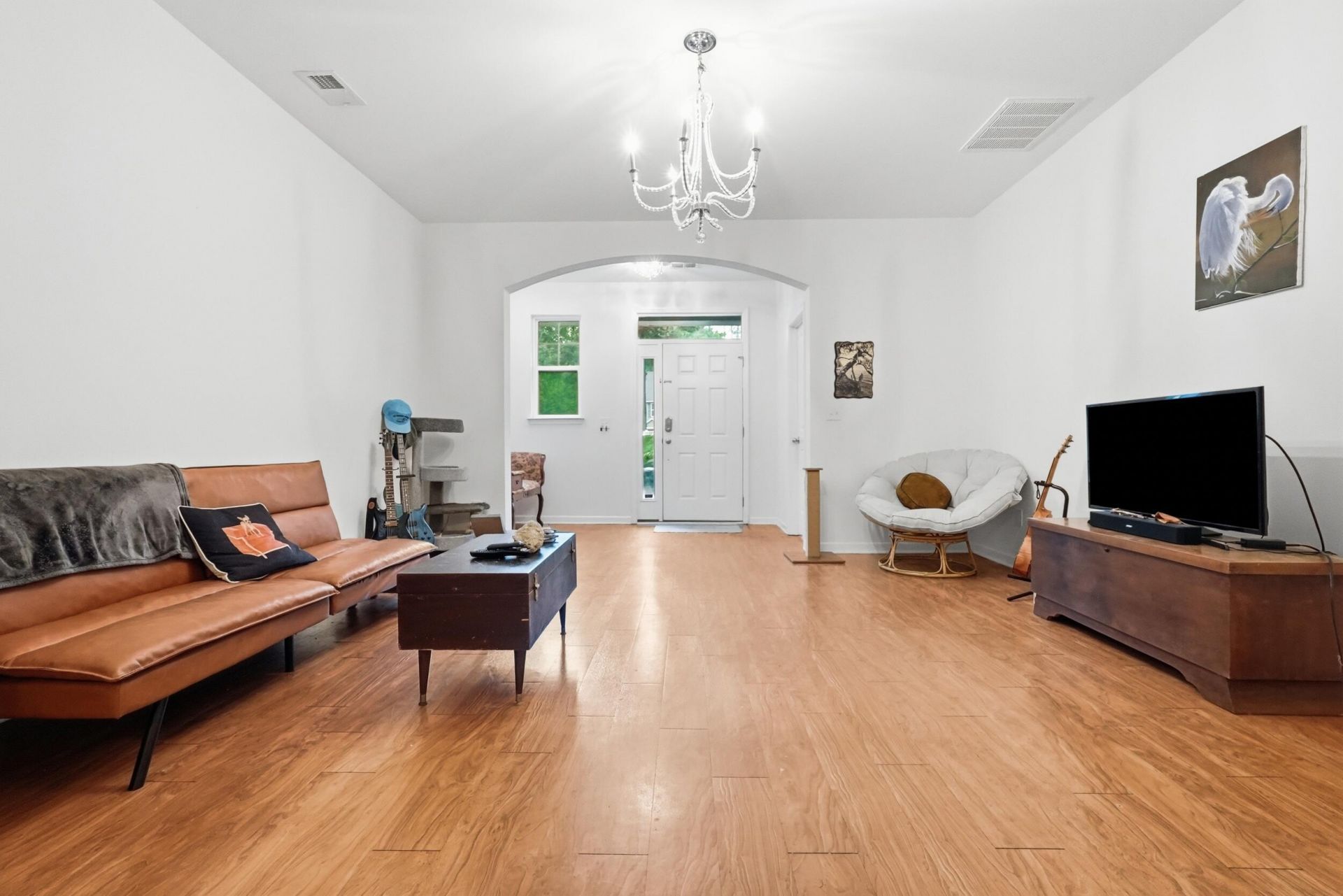 7891 Champion Way Photo 5