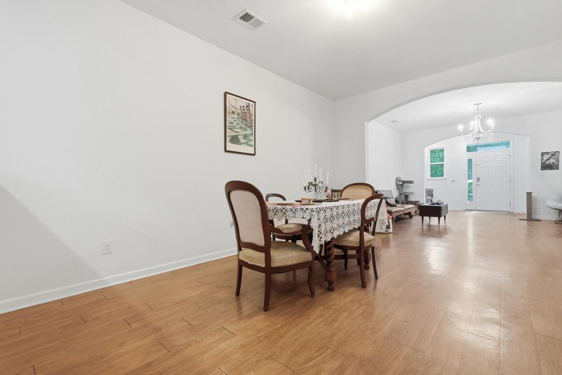 7891 Champion Way Photo 7