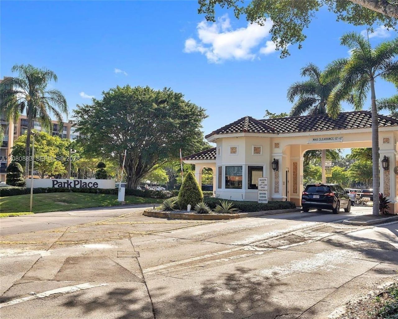 1200 Saint Charles Pl , Unit 411, Pembroke Pines, FL 33026 Photo