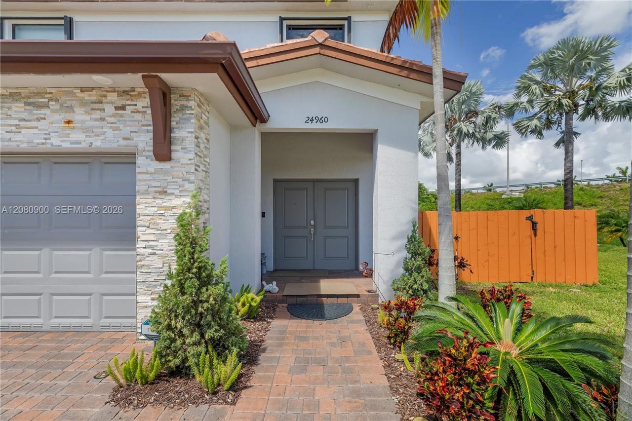 24960 SW 108th Ave, Homestead, FL 33032 Photo
