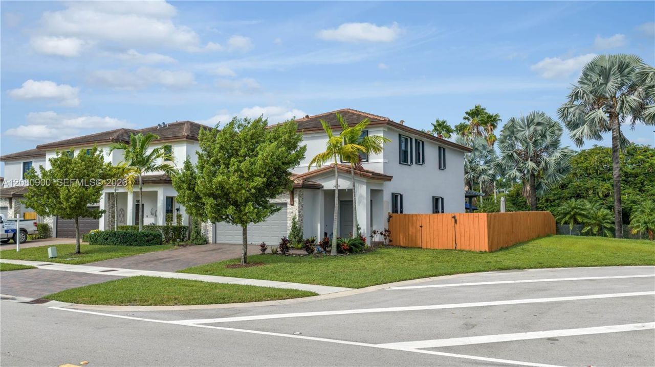 24960 SW 108th Ave, Homestead, FL 33032 Photo
