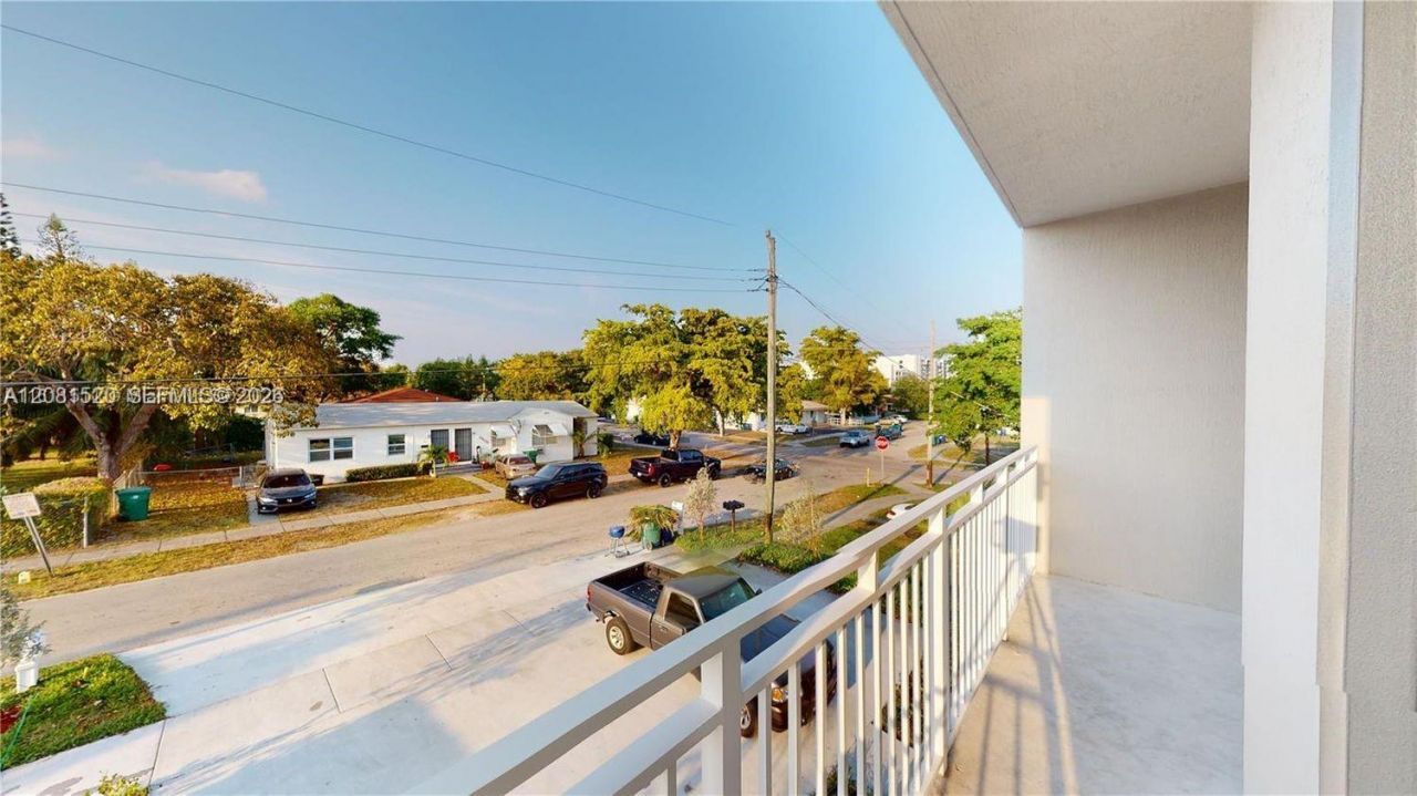 1286 NE 111th St, Miami, FL 33161 Photo