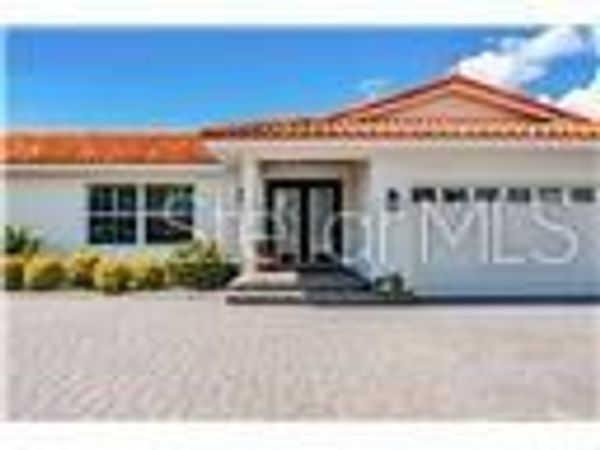 917 CHIPAWAY DRIVE , APOLLO BEACH, FL 33572