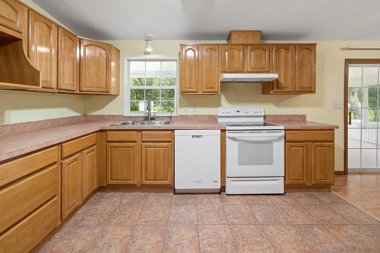 17430 NW 80th Court , Fanning Springs, FL 32693 Photo