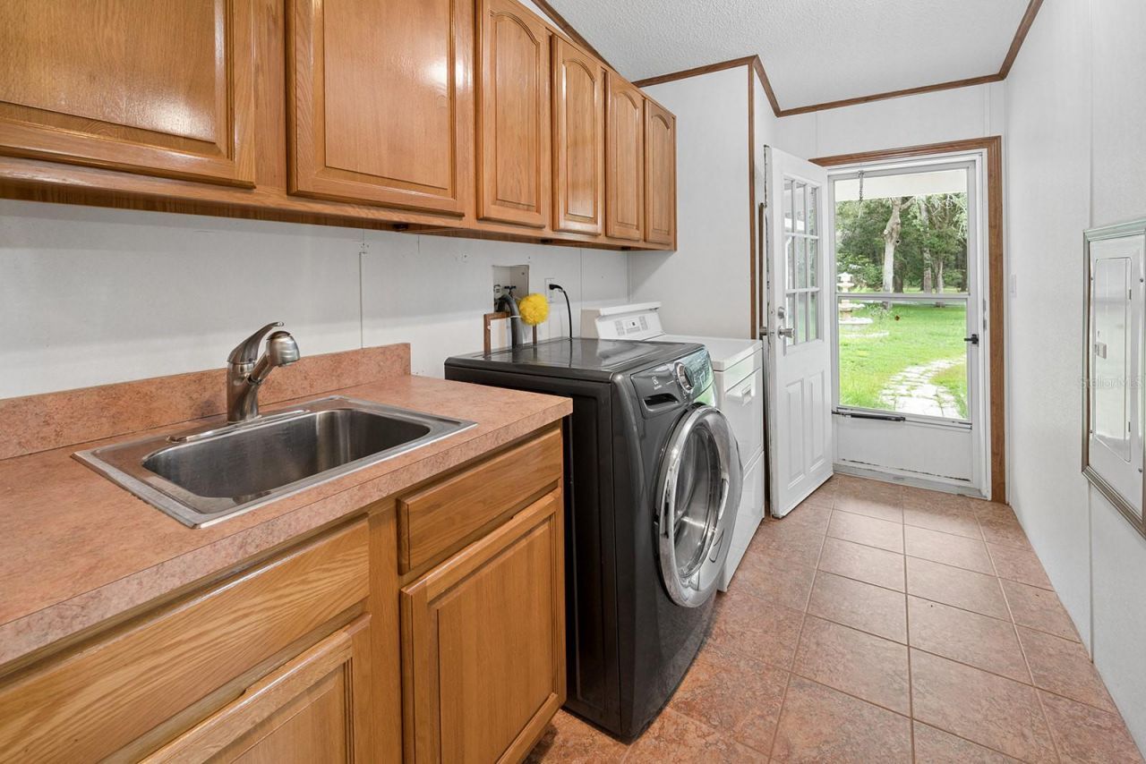 17430 NW 80th Court , Fanning Springs, FL 32693 Photo