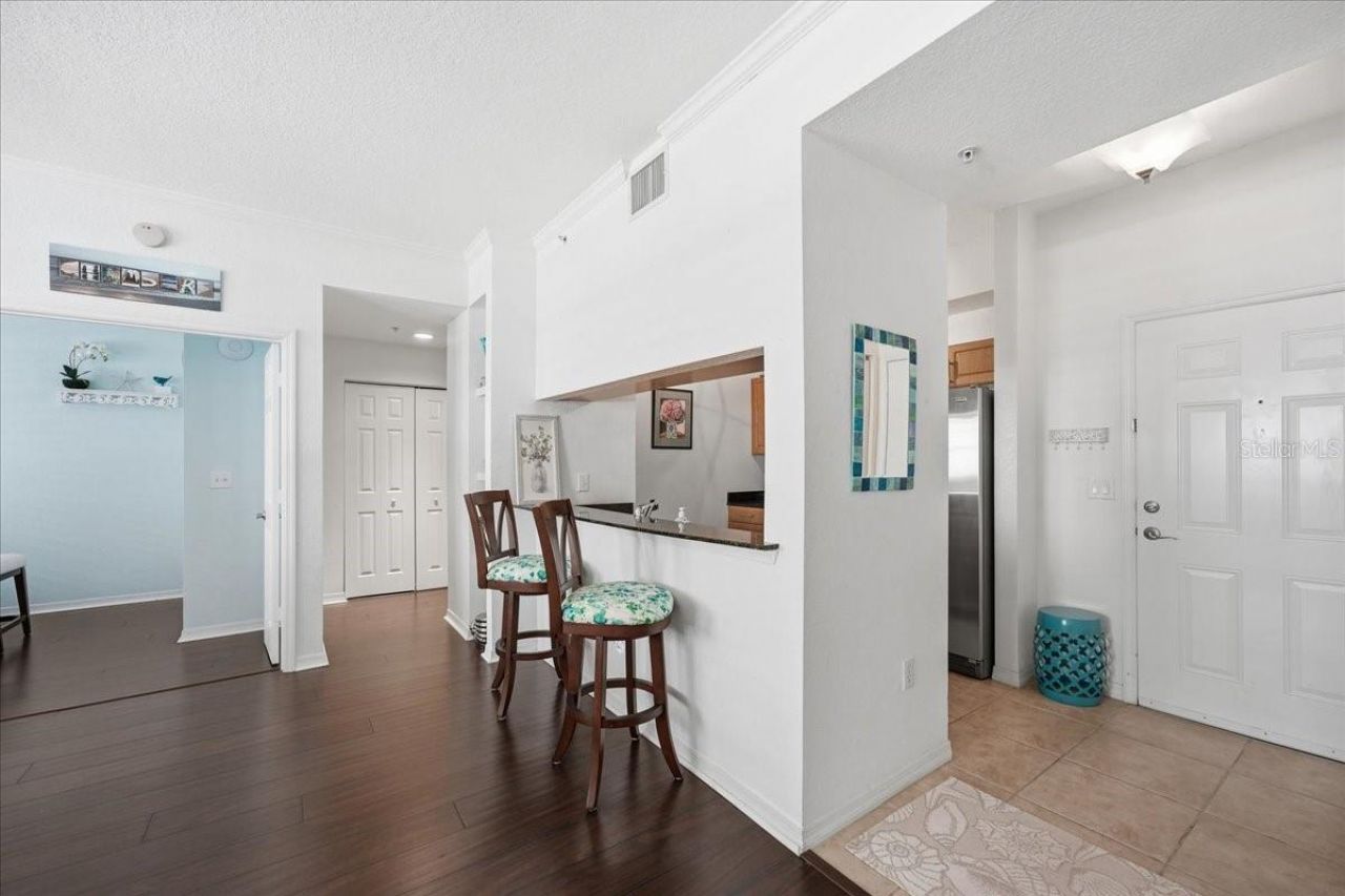 1064 N Tamiami Trail, Unit 1206, Sarasota, FL 34236 Photo