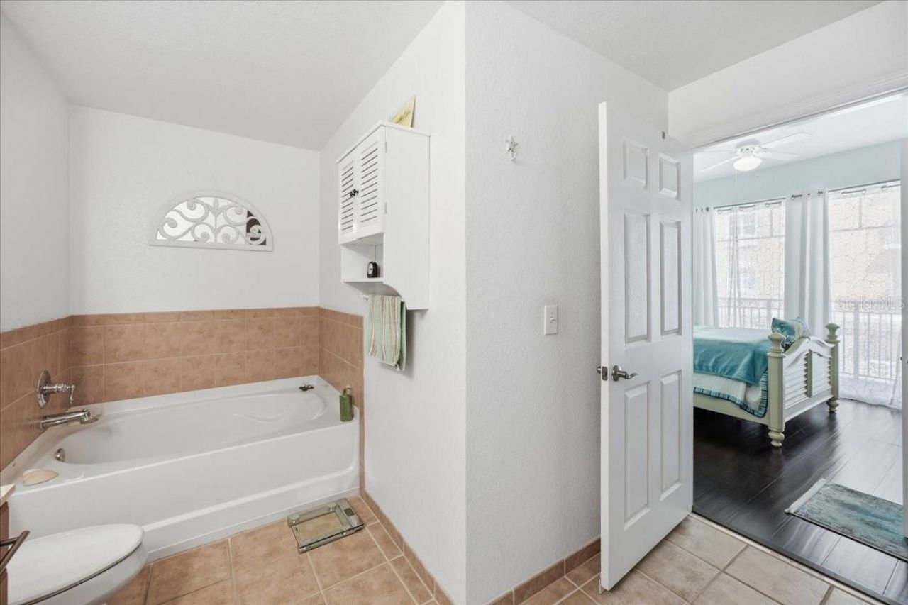 1064 N Tamiami Trail, Unit 1206, Sarasota, FL 34236 Photo