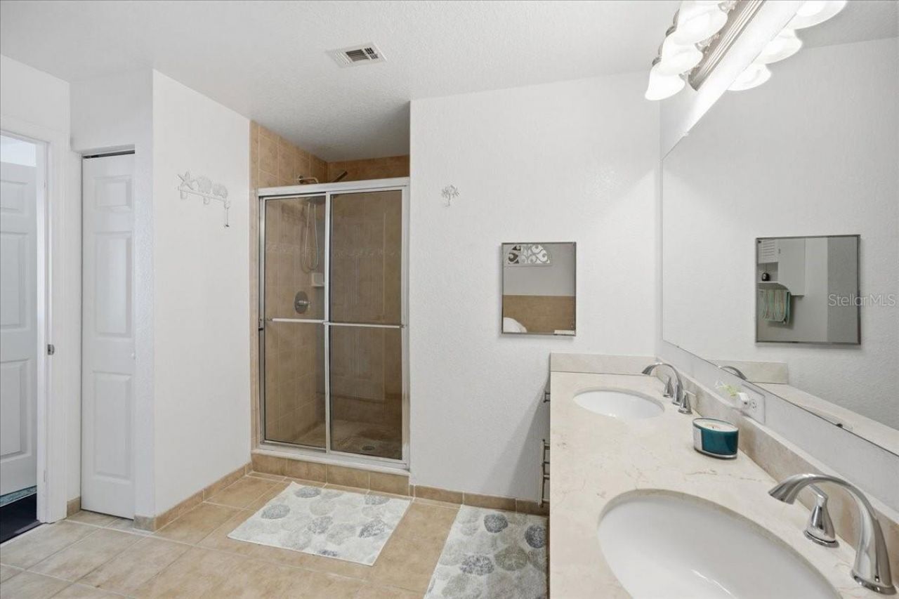 1064 N Tamiami Trail, Unit 1206, Sarasota, FL 34236 Photo