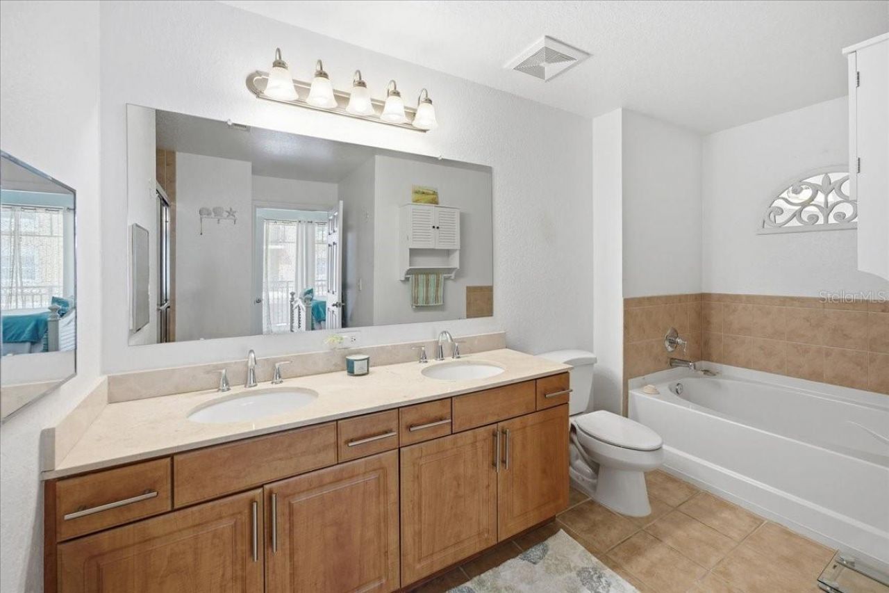 1064 N Tamiami Trail, Unit 1206, Sarasota, FL 34236 Photo