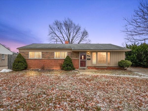 32416 EXETER Drive , Warren, Mi 48092