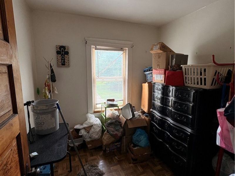 9915 Raymond Avenue, Cleveland, OH 44104 Photo 9