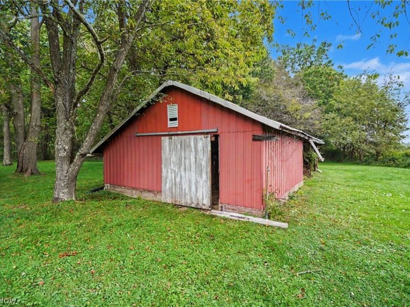 51117 Hadley Road, East Palestine, OH 44413 Photo 33