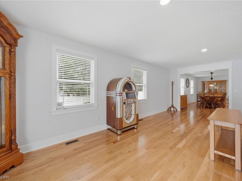 254 Thomas Avenue, Munroe Falls, OH 44262 Photo 9