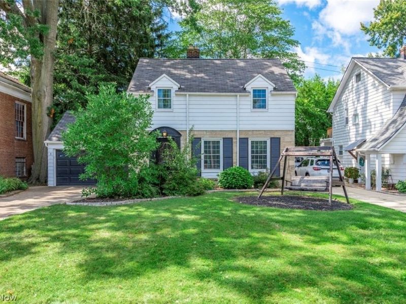 3290 Wooster Road, Rocky River, OH 44116 Photo 2