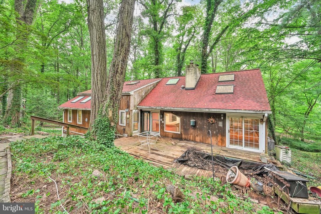 9 WOODED LANE , MEDIA, PA 19063