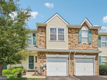 322 GLENN ROSE CIRCLE, KING OF PRUSSIA, PA 19406