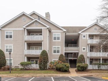 14301 GRAPE HOLLY GRV, Unit 14, CENTREVILLE, VA 20121