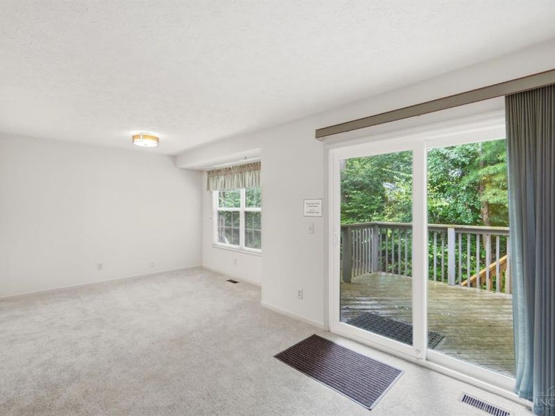 790 Lakeshore Drive, Hamilton Township, OH 45039 Photo 12