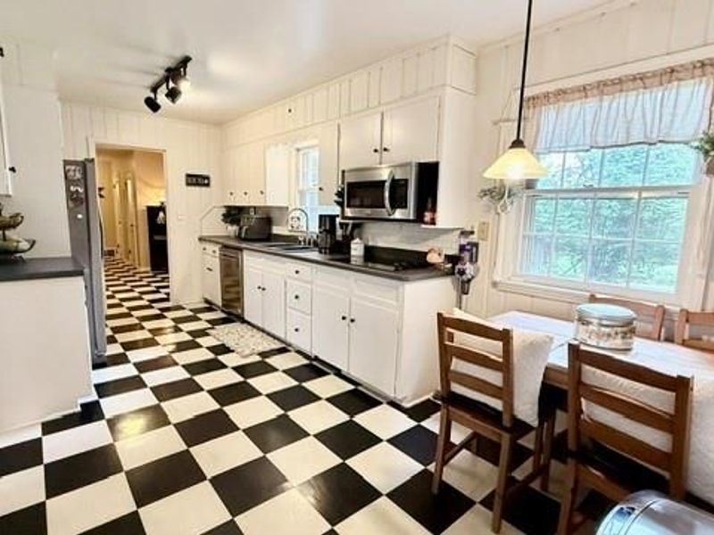 106 S Ridge Avenue, Troy, OH 45373 Photo 6