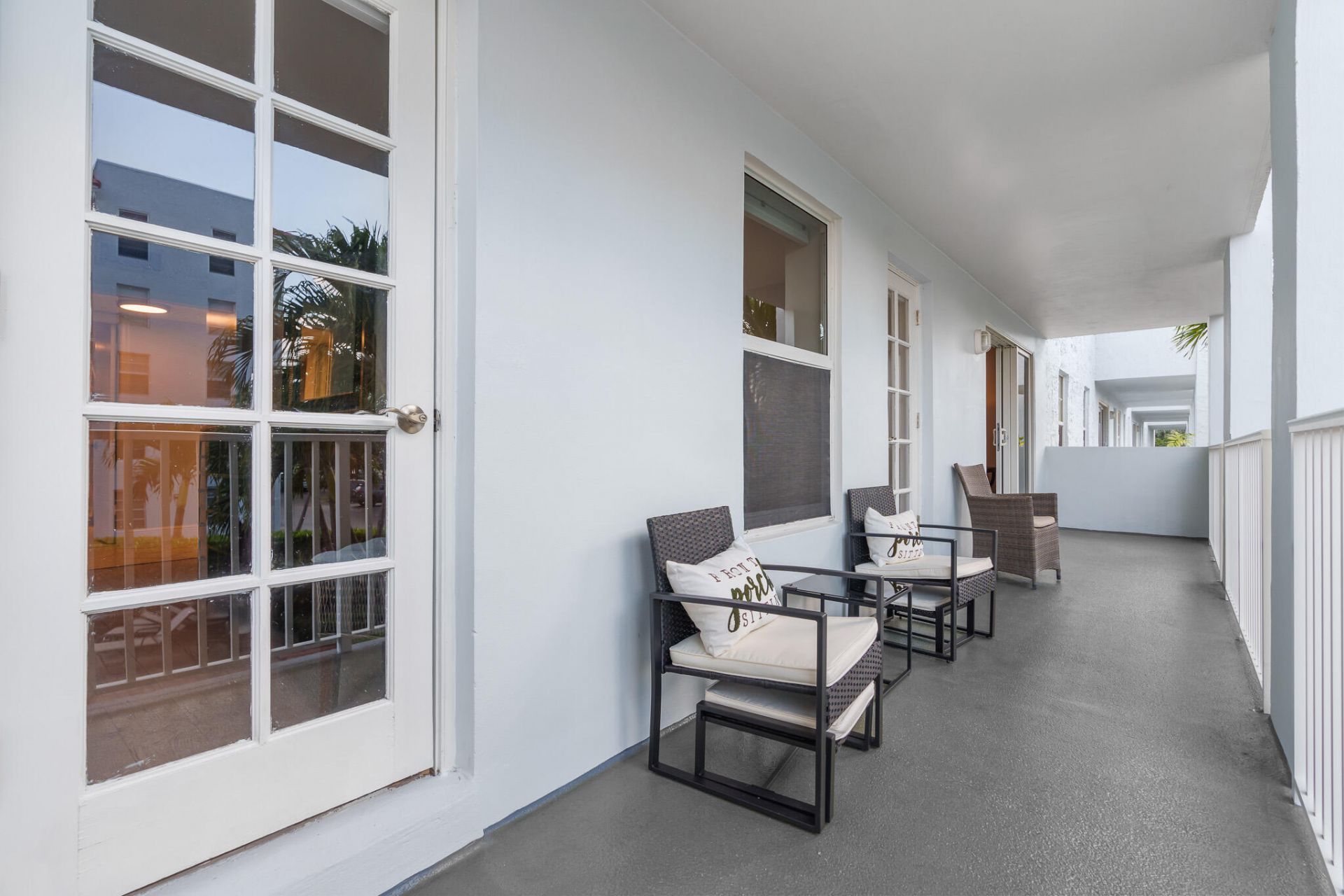 950 Ponce De Leon Road, Unit 207, Boca Raton, FL 33432 Photo