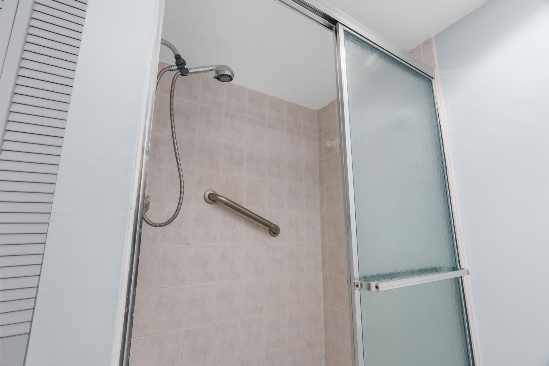 950 Ponce De Leon Road, Unit 207, Boca Raton, FL 33432 Photo
