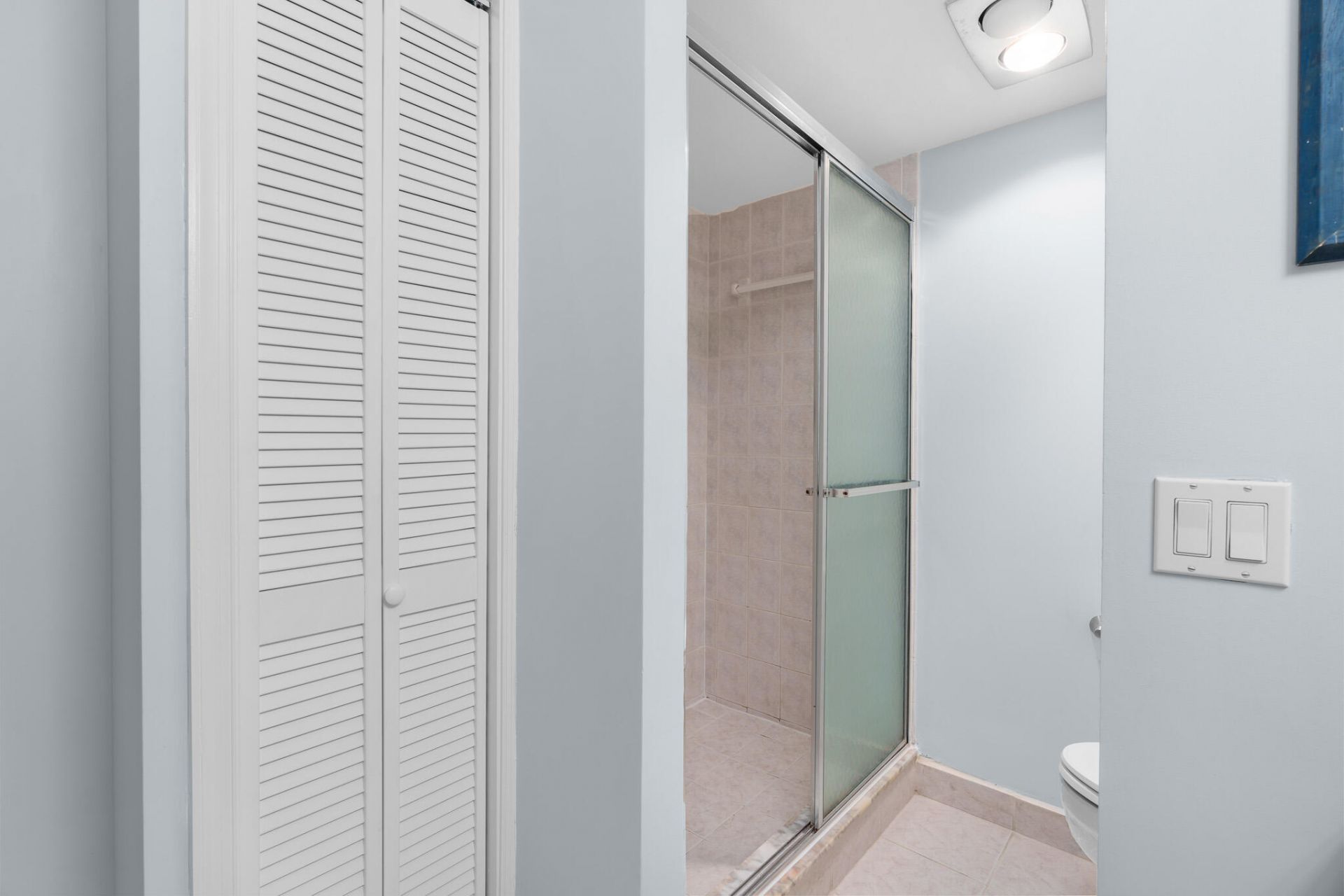 950 Ponce De Leon Road, Unit 207, Boca Raton, FL 33432 Photo