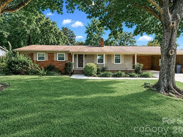 1412 Mount Vernon Avenue , Statesville, NC 28677