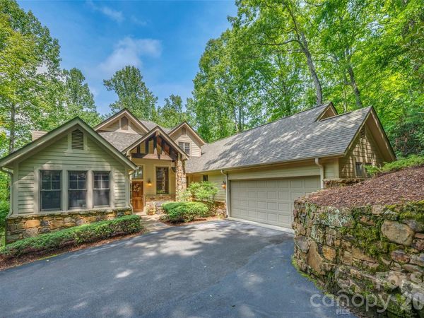 75 Old Hickory Trail, Hendersonville, NC 28739