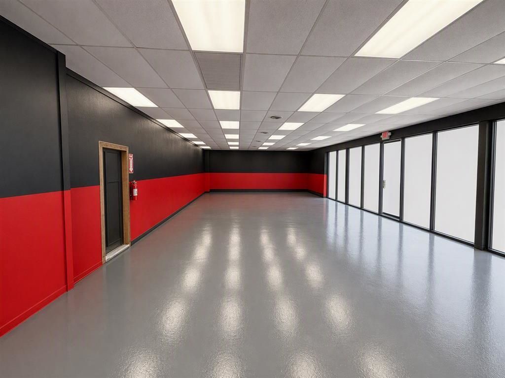 101 George Bishop Pkwy. Photo 4