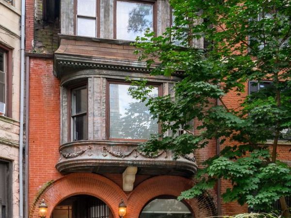 57 E Cedar Street , Chicago, IL 60611