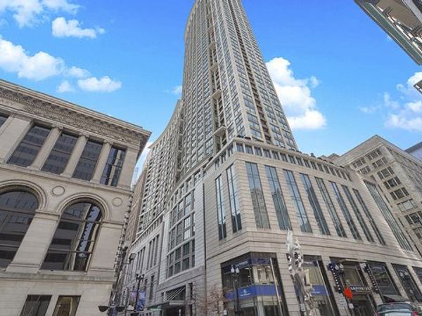130 N Garland Court , Unit 1104, Chicago, IL 60602