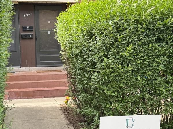 8944 Skokie Boulevard, Unit B, Skokie, IL 60077