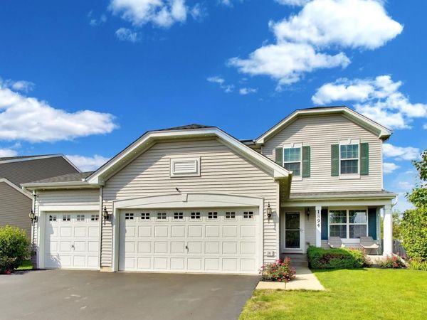 1894 Alta Drive , Volo, IL 60020
