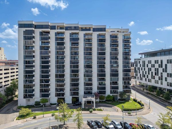 200 WAGNER PL, Unit 805, Memphis, TN 38103