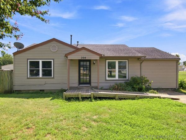 204 E Beaver Street , Jenks, OK 74037