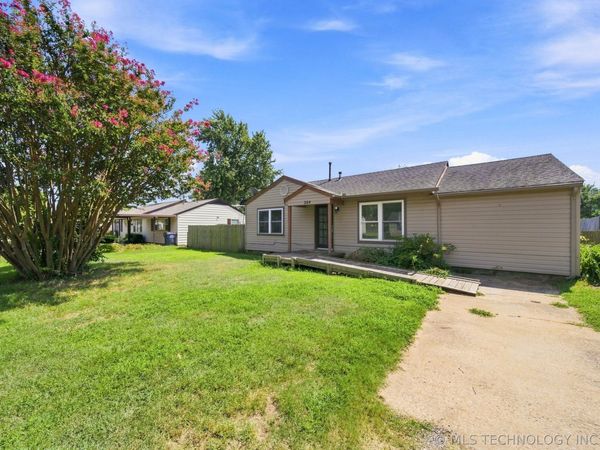 204 E Beaver Street , Jenks, OK 74037