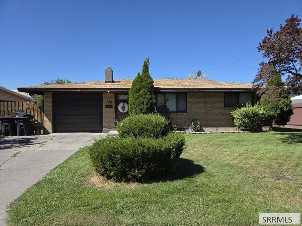 1810 S Falcon Drive, AMMON, ID 83406