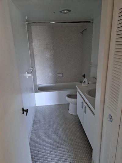 4174 Inverrary Drive, Unit 505, Lauderhill, FL 33319 Photo