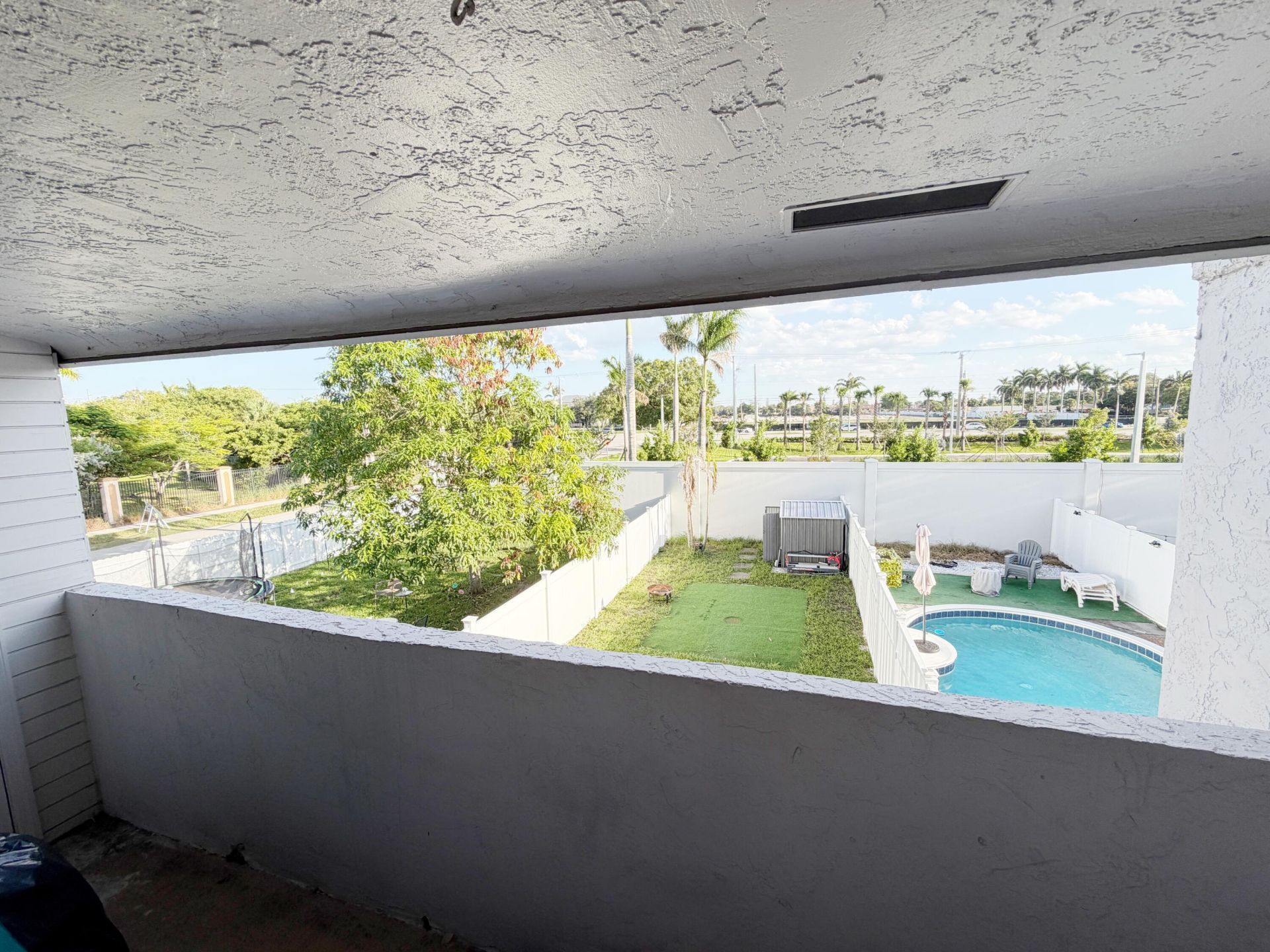 9054 NW 35th Place, Sunrise, FL 33351 Photo