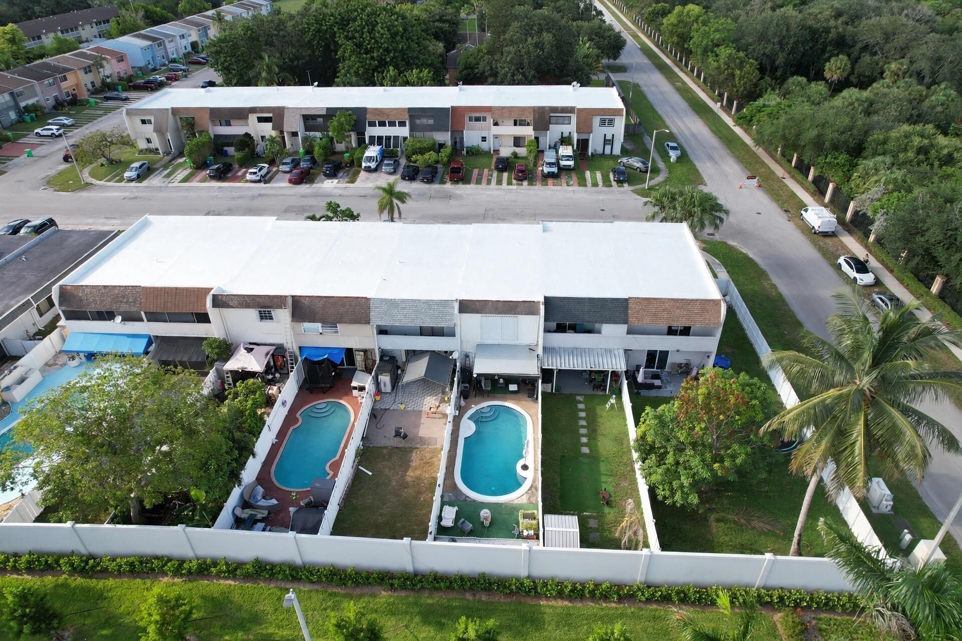 9054 NW 35th Place, Sunrise, FL 33351 Photo
