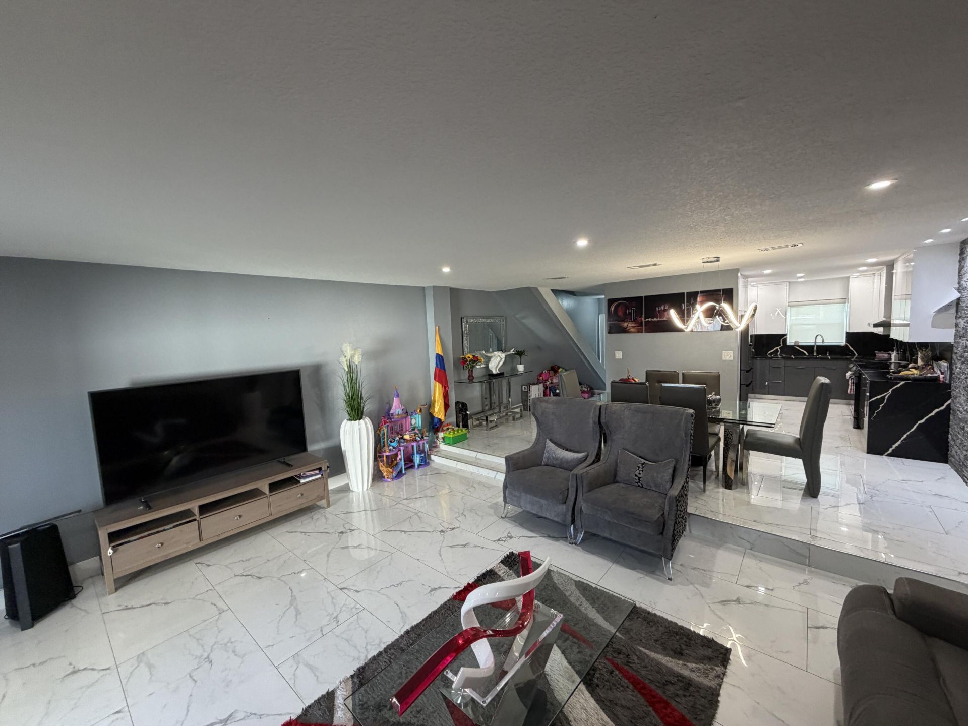 9054 NW 35th Place, Sunrise, FL 33351 Photo